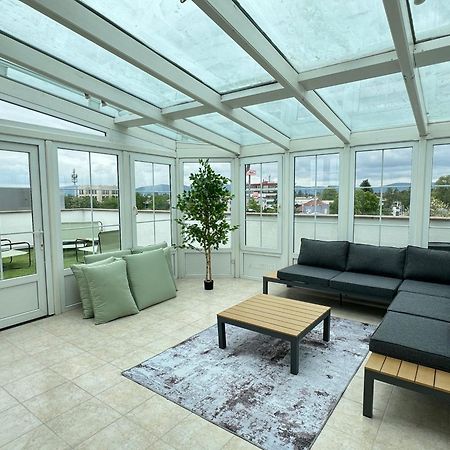 220 Qm Penthouse Wohnung Mit Fahrstuhl - Ohne Spa MHG Extérieur photo